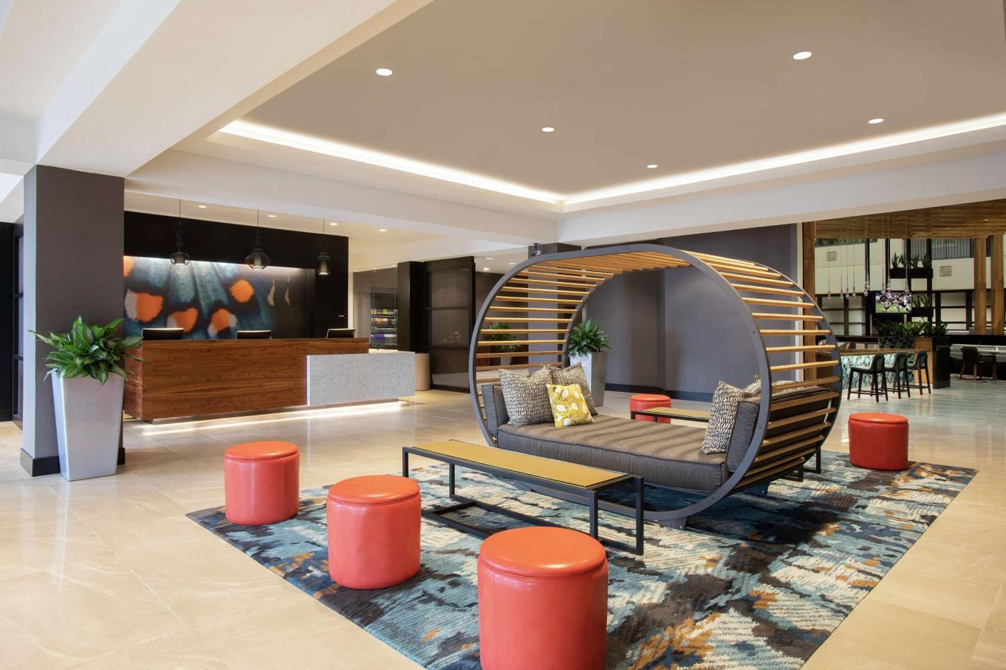 Embassy Suites By Hilton Orlando Airport Buitenkant foto
