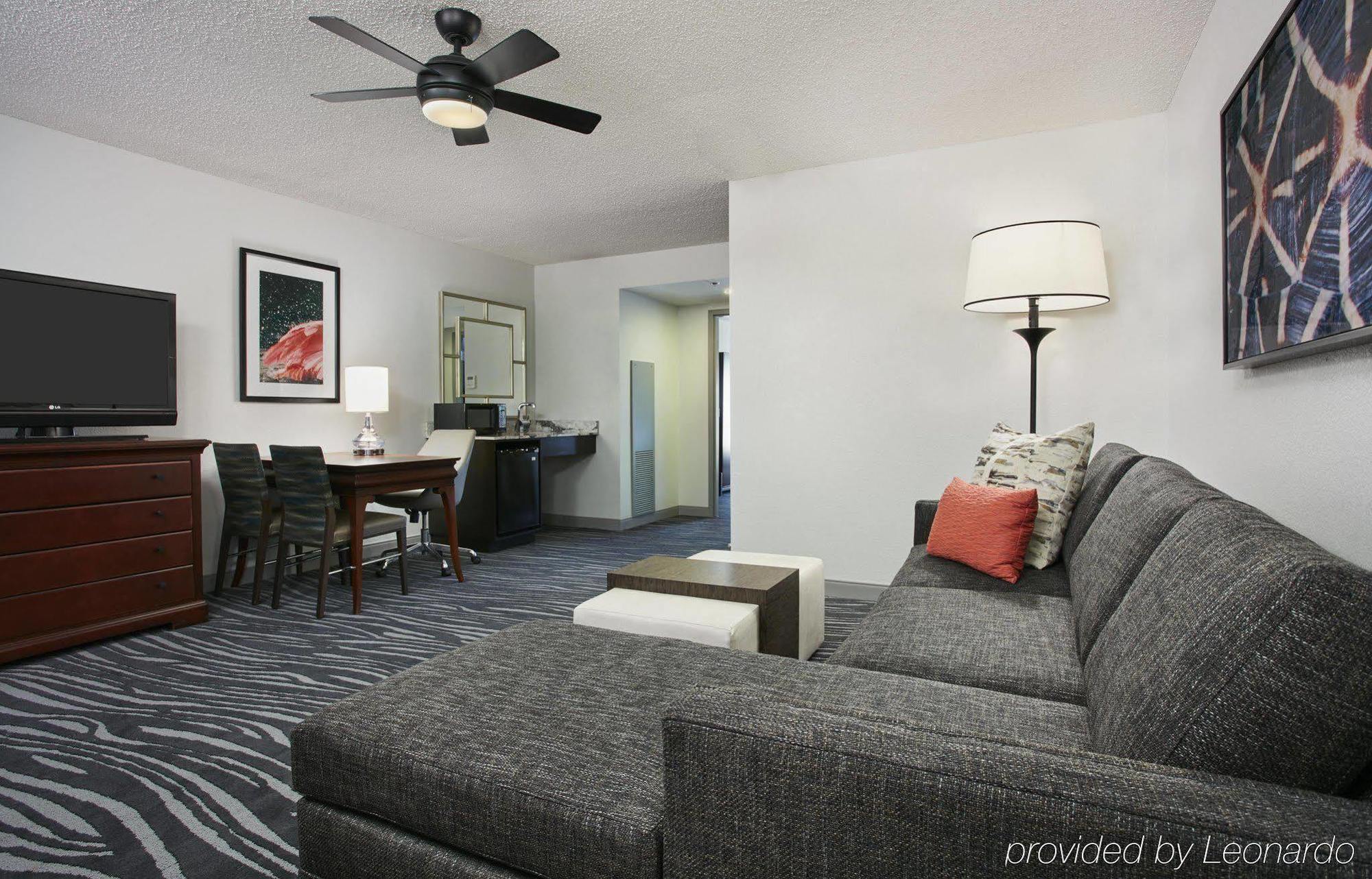 Embassy Suites By Hilton Orlando Airport Buitenkant foto