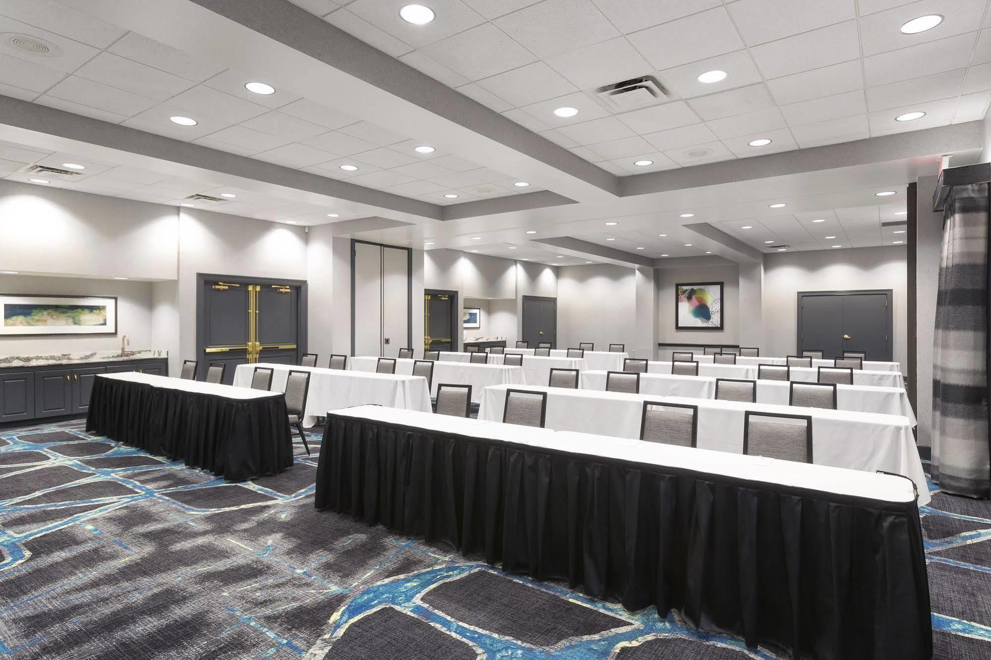 Embassy Suites By Hilton Orlando Airport Buitenkant foto